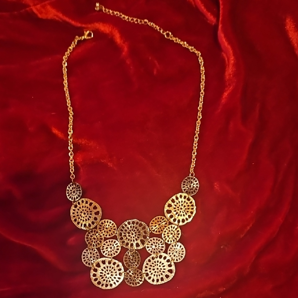 Elegant Gold, Silver, And Dark Tone Statement Necklace